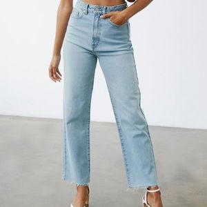 High Waisted Jeans